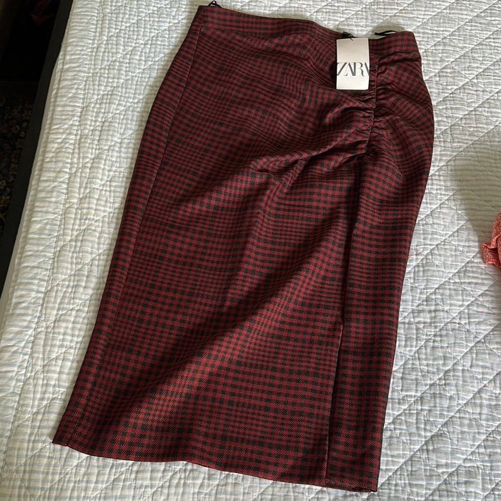 Zara Red Checkered Women's Skirt midi size